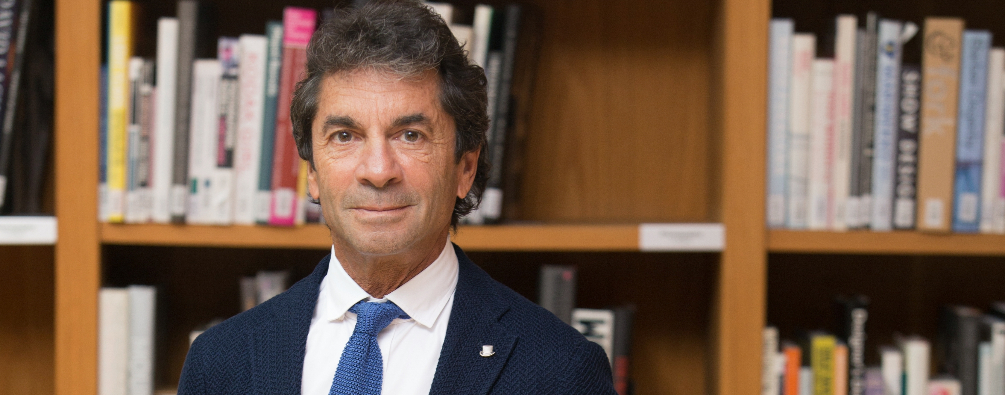 Vakko’dan Tarihe Not: “Bir Vakko Kitabı”