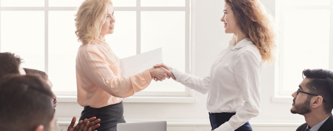 “Kadınlar Terfi İstemiyor” Algısının Arkasında Ne Var?